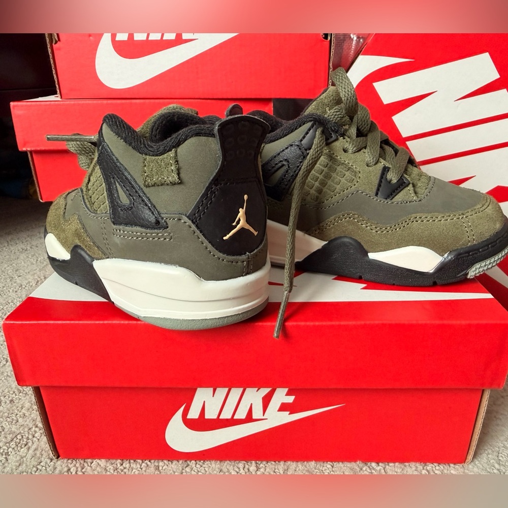 Nike Kids Olive and Black Sneakers